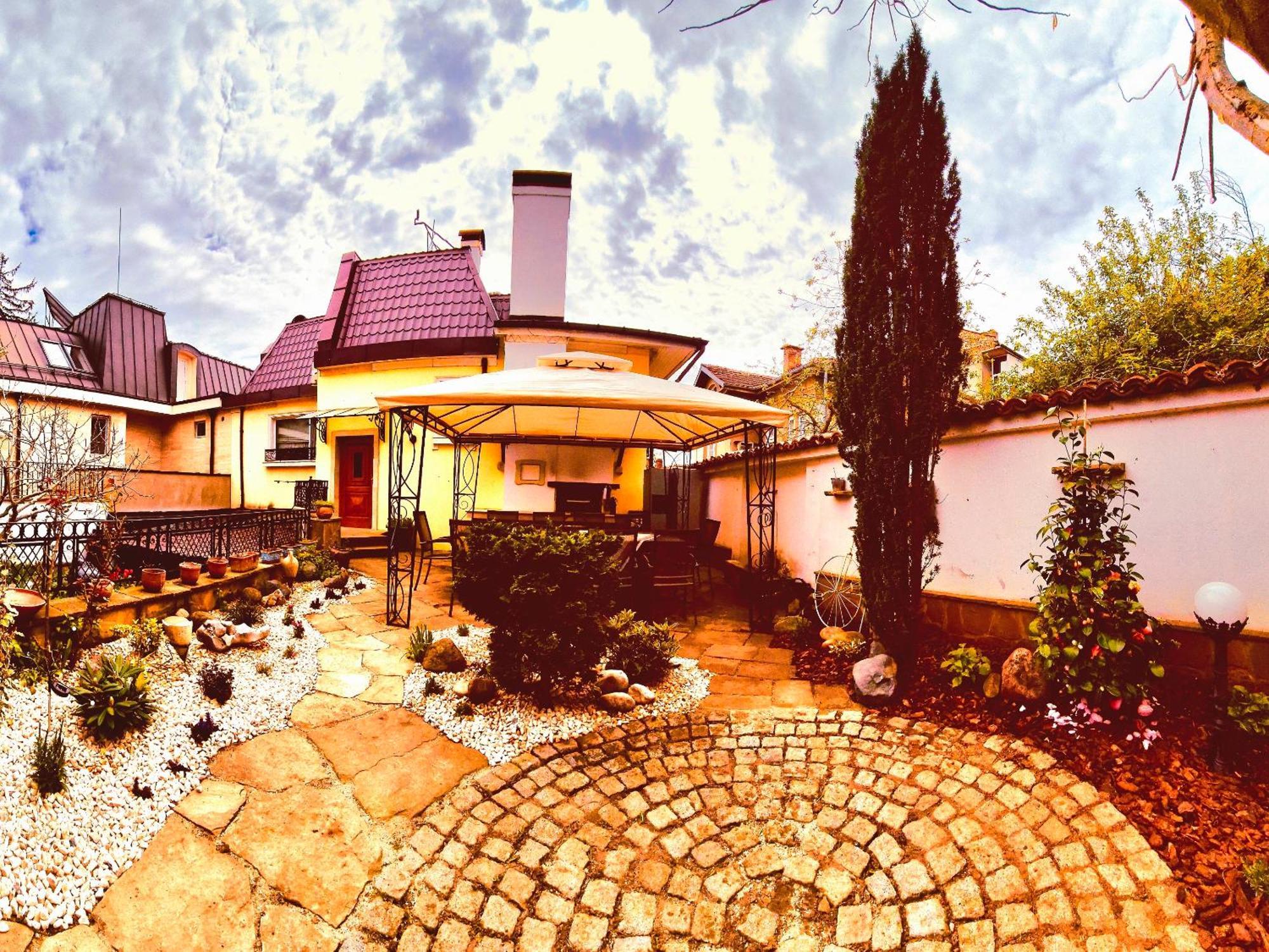 Luxury Private House In City Center Велико-Тырново Экстерьер фото