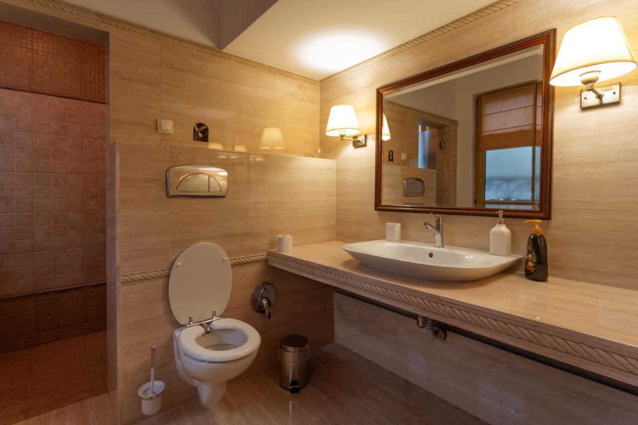 Luxury Private House In City Center Велико-Тырново Экстерьер фото
