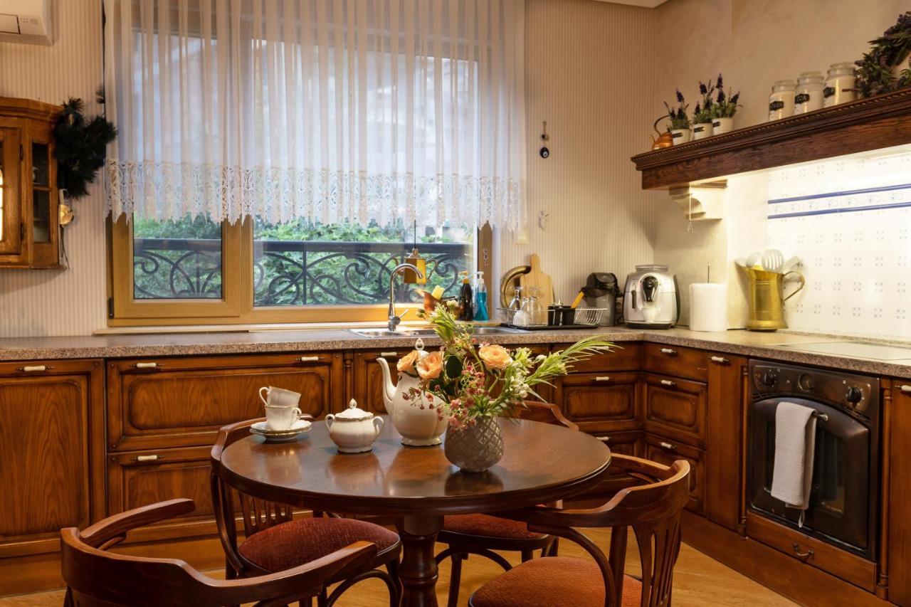 Luxury Private House In City Center Велико-Тырново Экстерьер фото