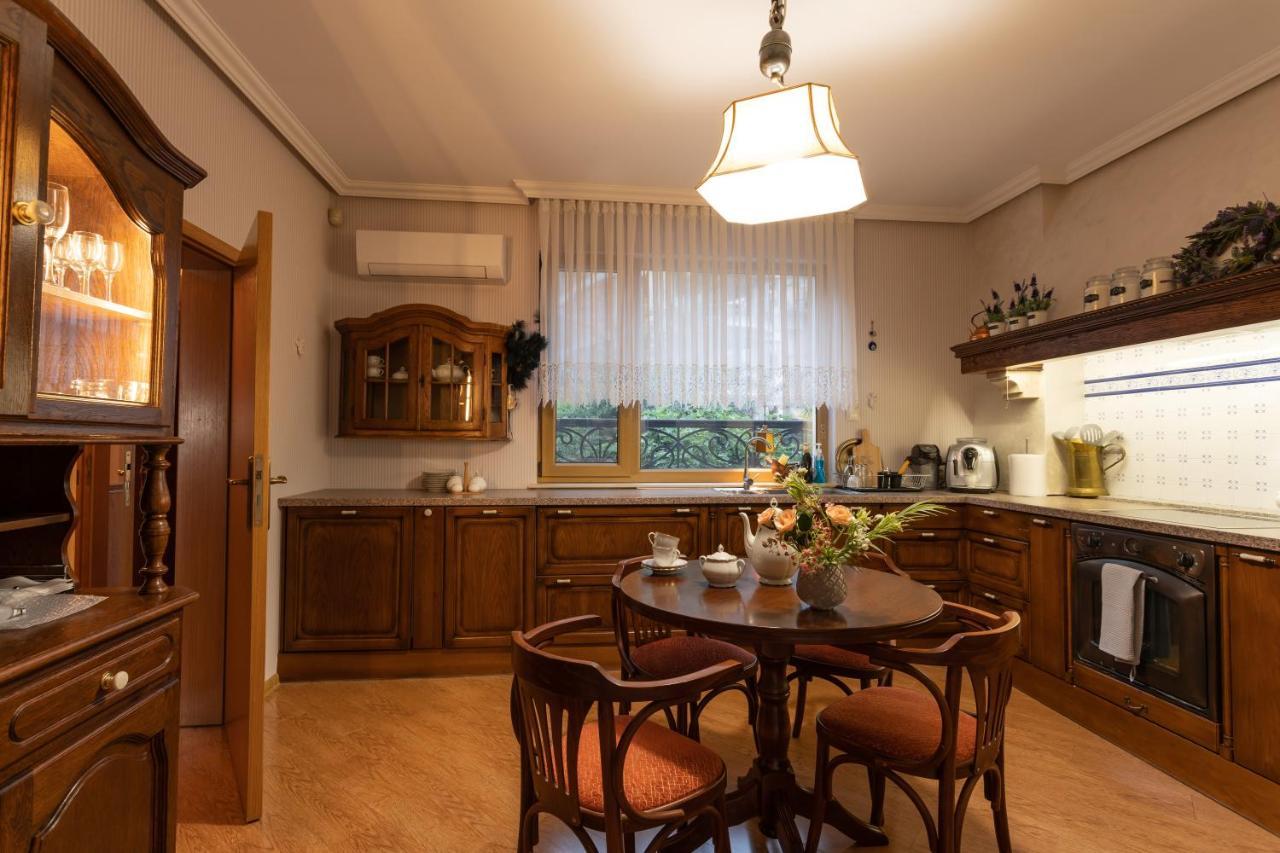 Luxury Private House In City Center Велико-Тырново Экстерьер фото